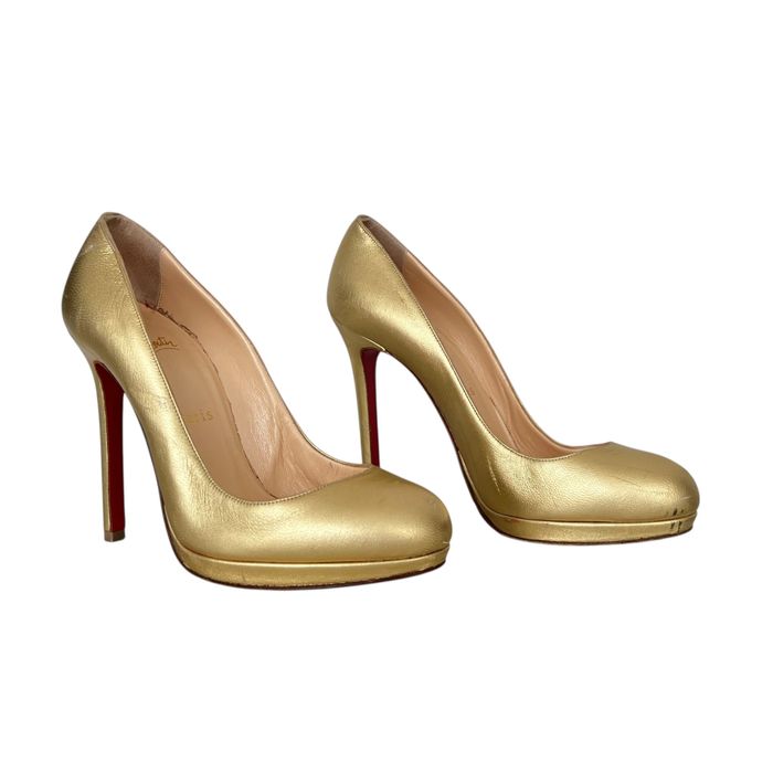 Sapato Christian Louboutin - 35 BR
