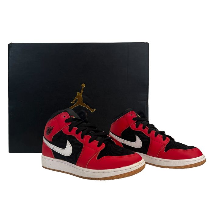 Tênis Nike - 35 BR