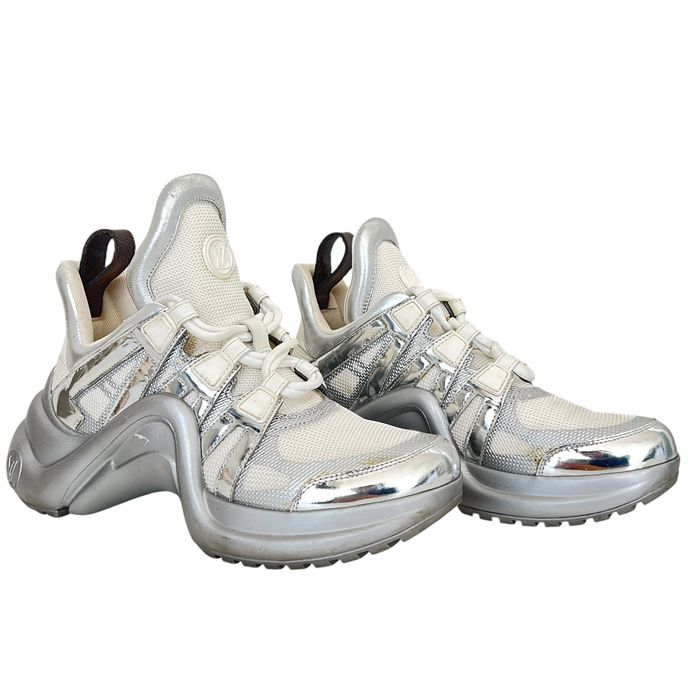 Tênis Louis Vuitton - 34 BR