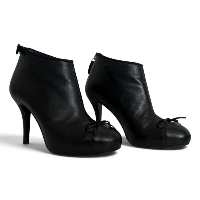 Bota Chanel - 34 BR