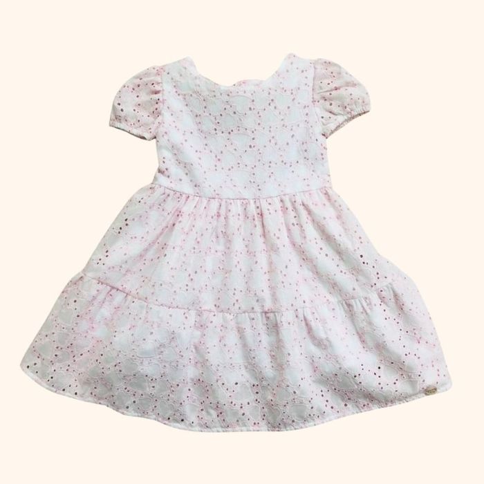 VESTIDO INFANTIL EM LAISE CORAÇÕES