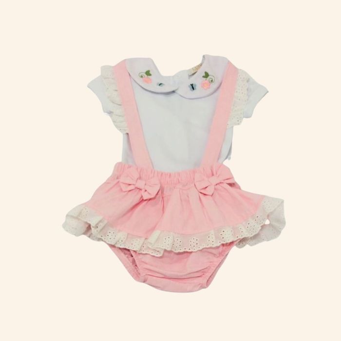 CONJUNTO ROMPER COM BABADOS E BODY GOLA BORDADA