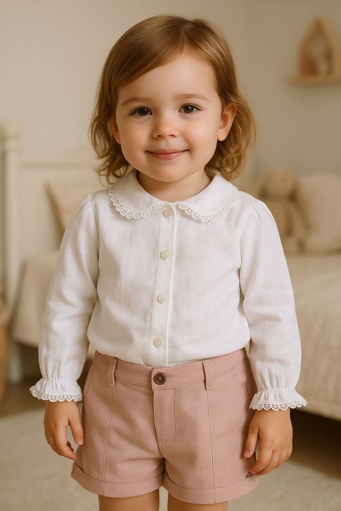 CONJUNTO INFANTIL MENINA CAMISA BATA BRANCA E SHORTS