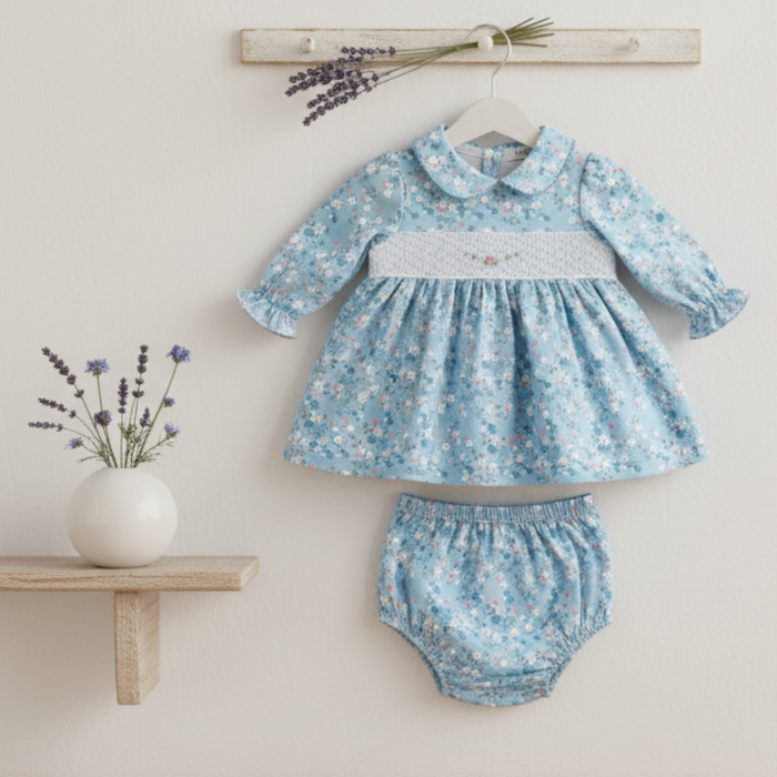 VESTIDO BORDADO COM CALCINHA EM MALHA PERUANA AZUL FLORIDO