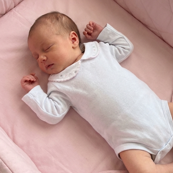 BODY BEBÊ MENINA GOLA BORDADA 