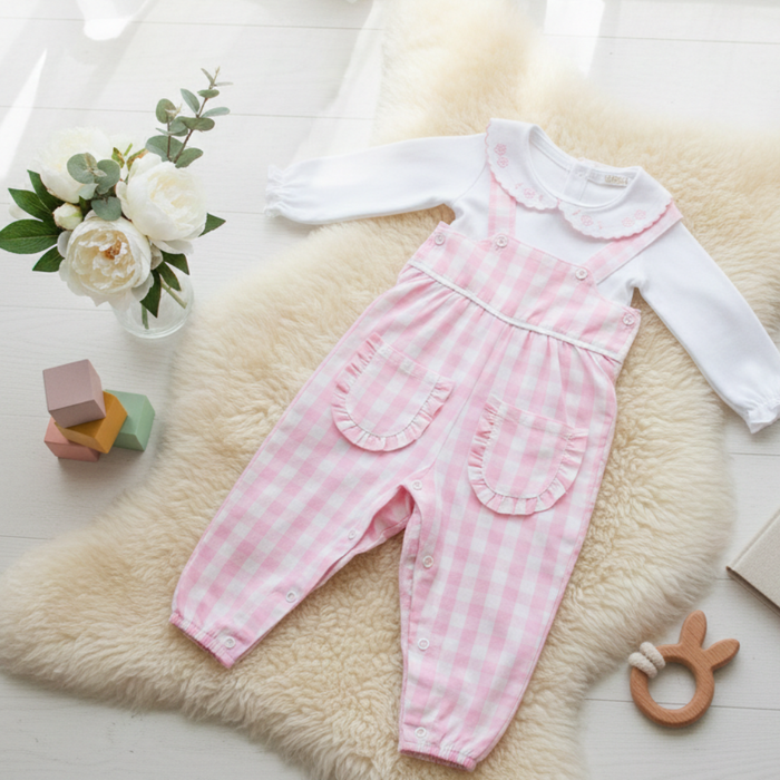 CONJUNTO LONGO BEBÊ MENINA JARDINEIRA XADREZ ROSA