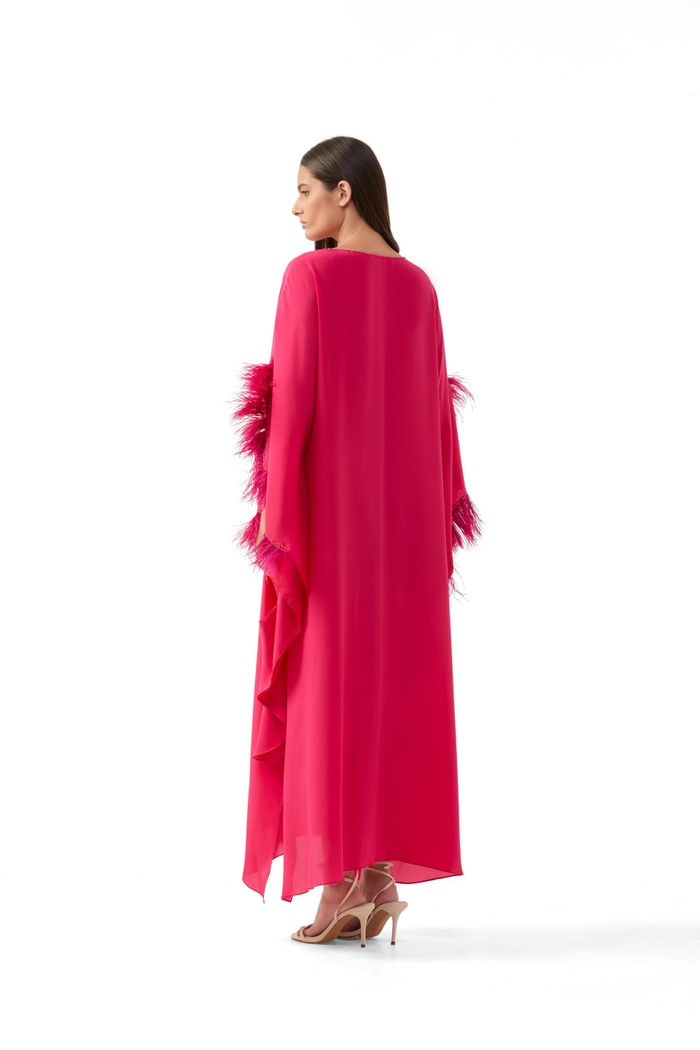 Kaftan com Plumas Cherry