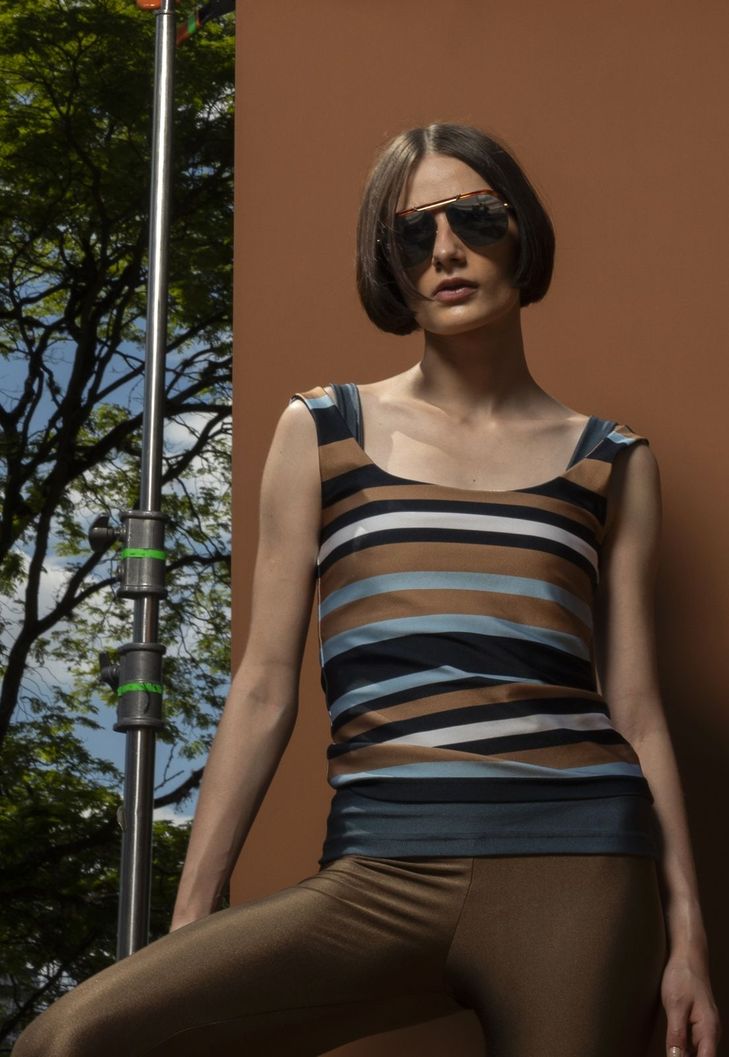 Imagem do produto NEW - Regata Lycra Classic Estampada Lines 