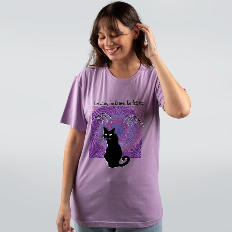 CAMISETA LILÁS - CAROLINE JONES - LOLJA - Atelier do Sicko LTDA