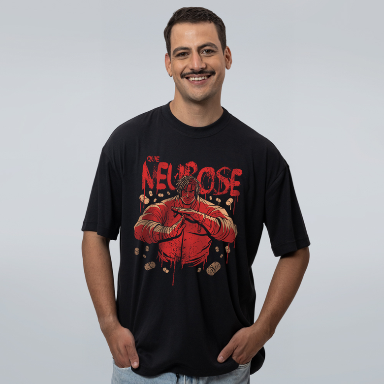 CAMISETA OVERSIZED PRETA - QUE NEUROSE - LOLJA - Atelier do Sicko LTDA