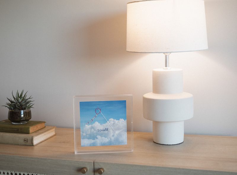 Quadro Sonhar Unquê – Fotografia Bordada 20x20 Acrílico