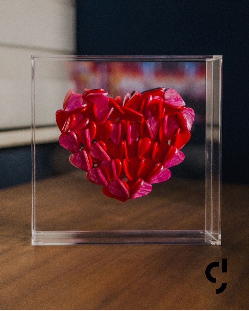 QUADRO EMOCOES  LATERAL CRISTAL CORACAO VERMELHO