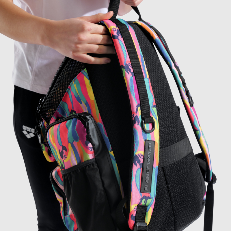 Mochila One Go Print Branco/Rosa 45L arena