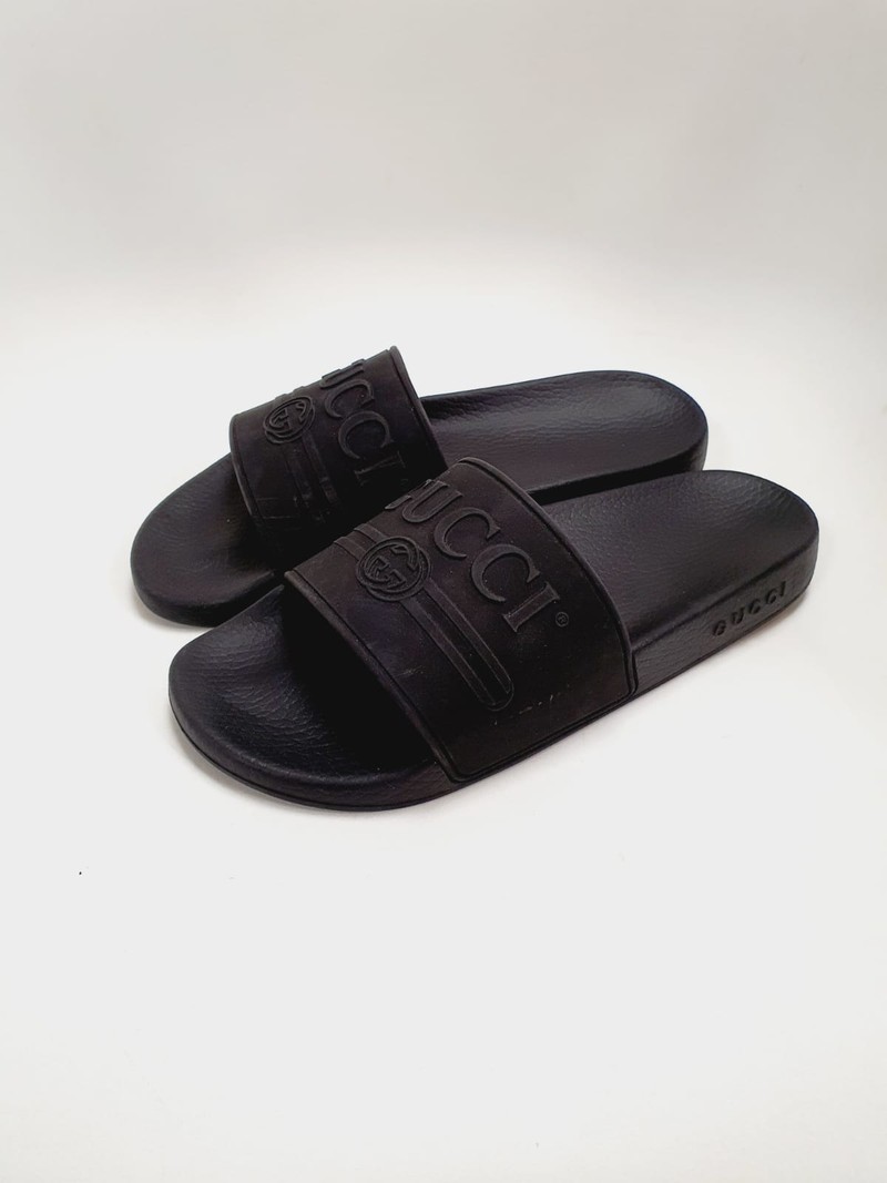 Chinelo Gucci