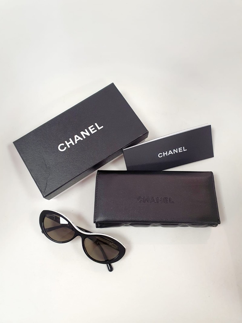 Óculos Chanel 