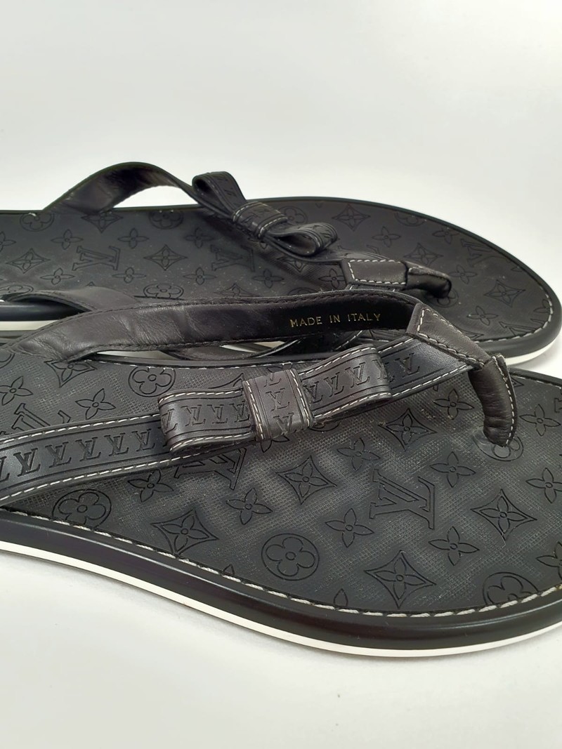 Flat Louis Vuitton