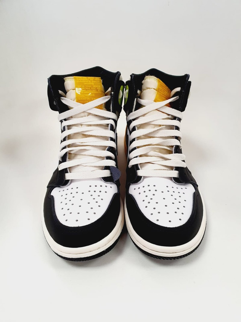 Tênis Nike Air Jordan 1 Retro High Volt Gold