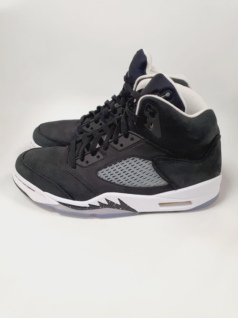 Tênis Nike Air Jordan 5 Retro Oreo 