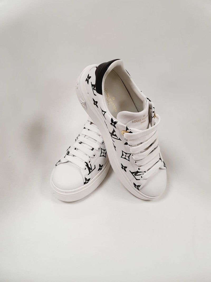 Tênis Louis Vuitton Monogram Sneakers