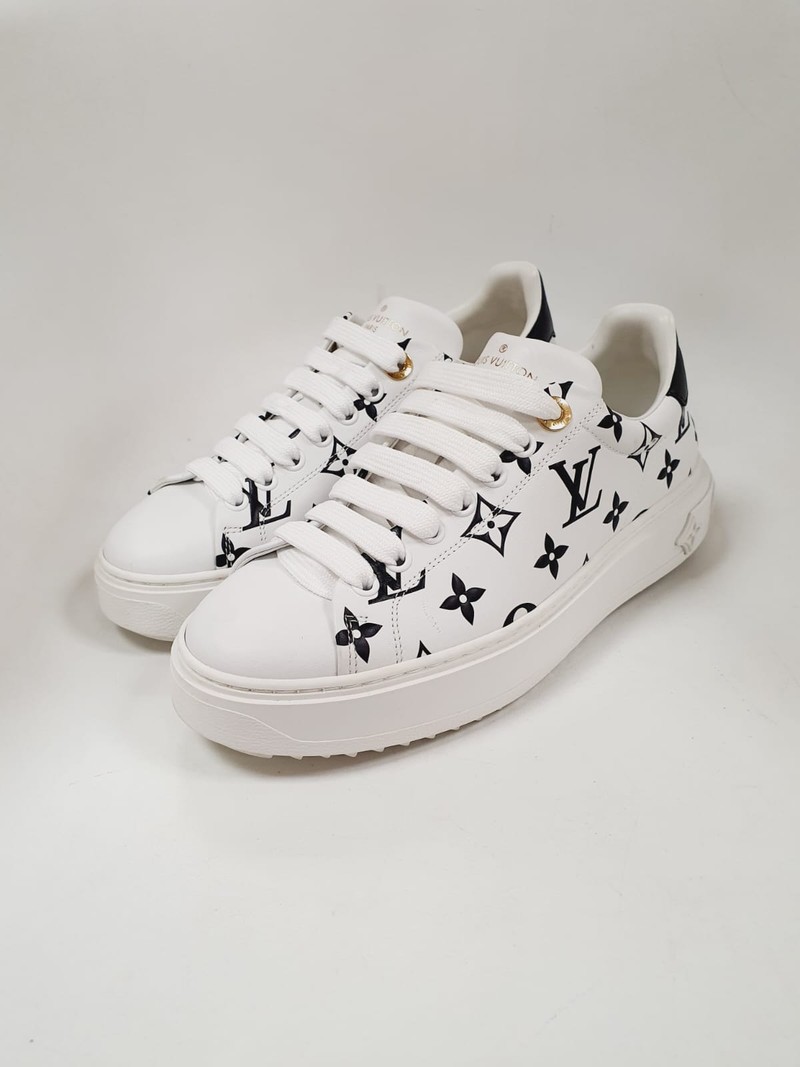 Tênis Louis Vuitton Monogram Sneakers