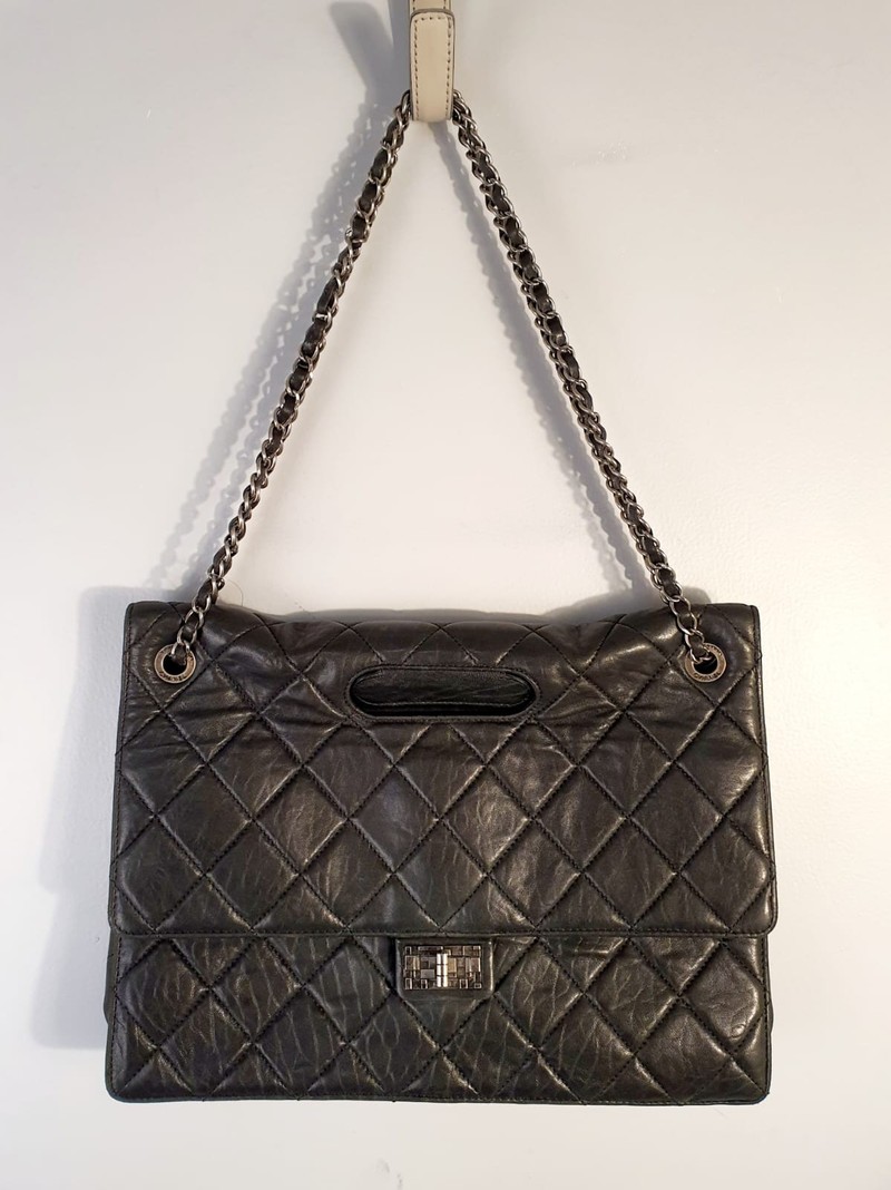 Bolsa Chanel Take Away Flap Maxi