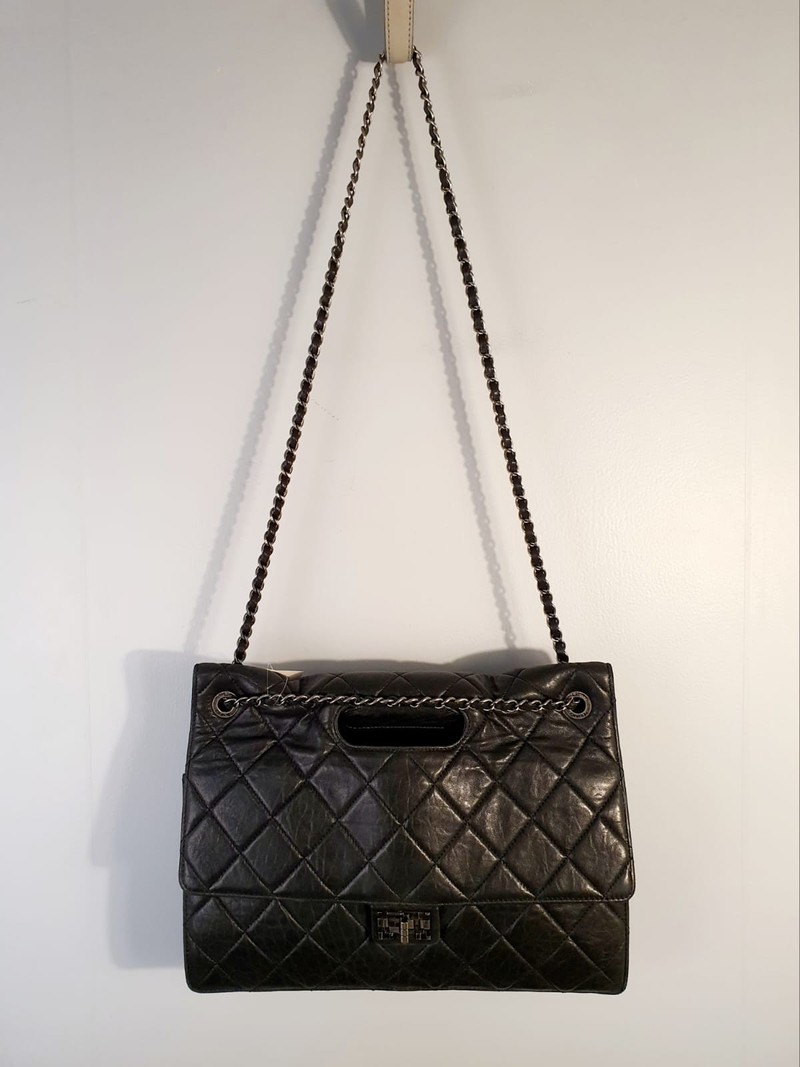 Bolsa Chanel Take Away Flap Maxi