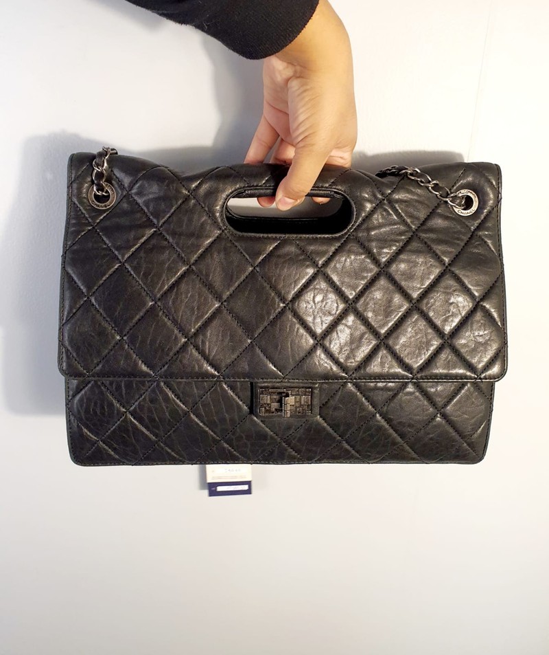 Bolsa Chanel Take Away Flap Maxi