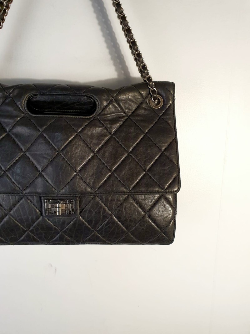 Bolsa Chanel Take Away Flap Maxi