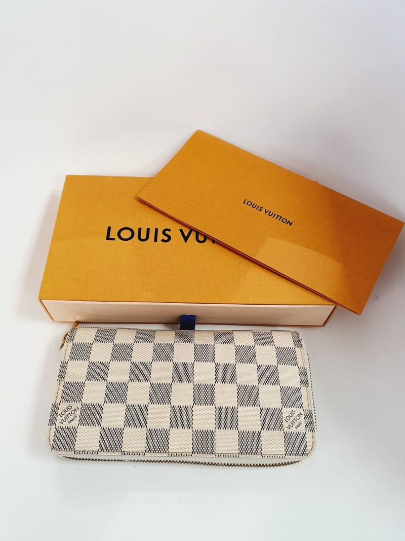 Carteira Louis Vuitton Damier Azur