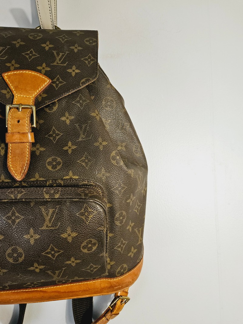 Mochila Louis Vuitton Mountsouris Monogram