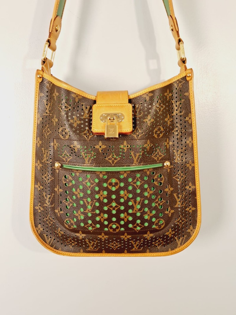 Bolsa Louis Vuitton Mousette Perforated