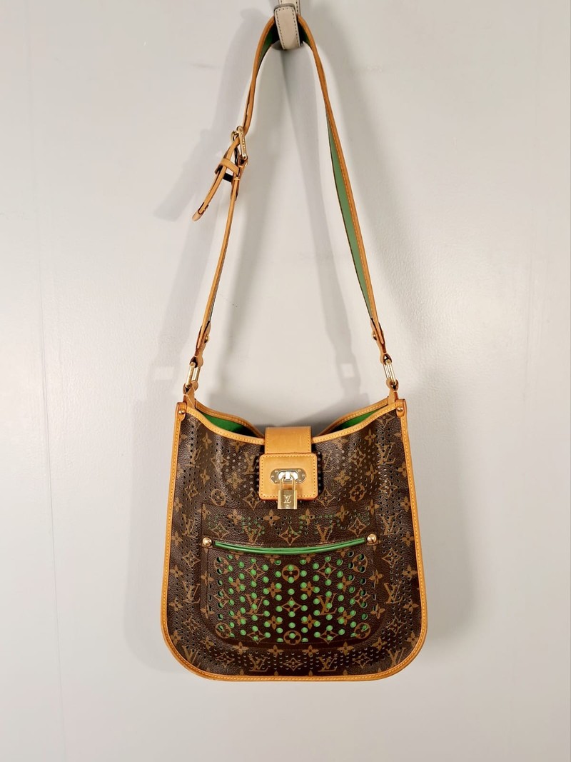 Bolsa Louis Vuitton Mousette Perforated