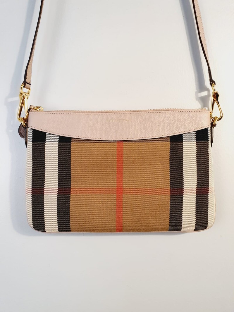 Bolsa Burberry House Check Derby Peyton