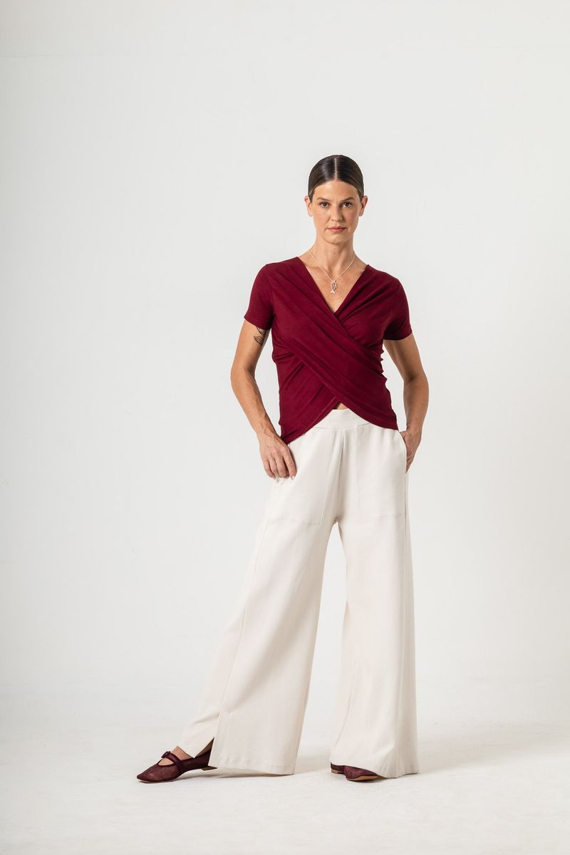 Blusa de Malha Vinho Decote Transpassado