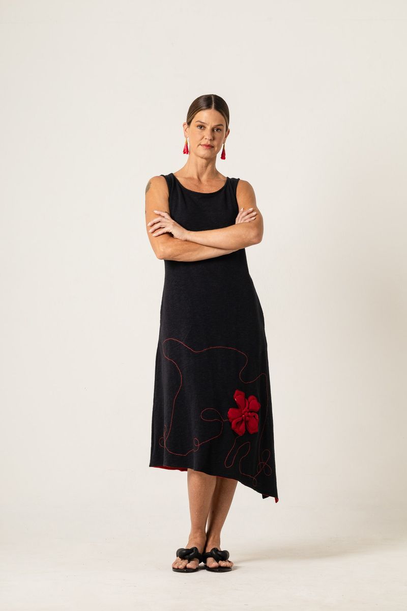 Vestido Midi de Malha Preto Com Bordados Linha