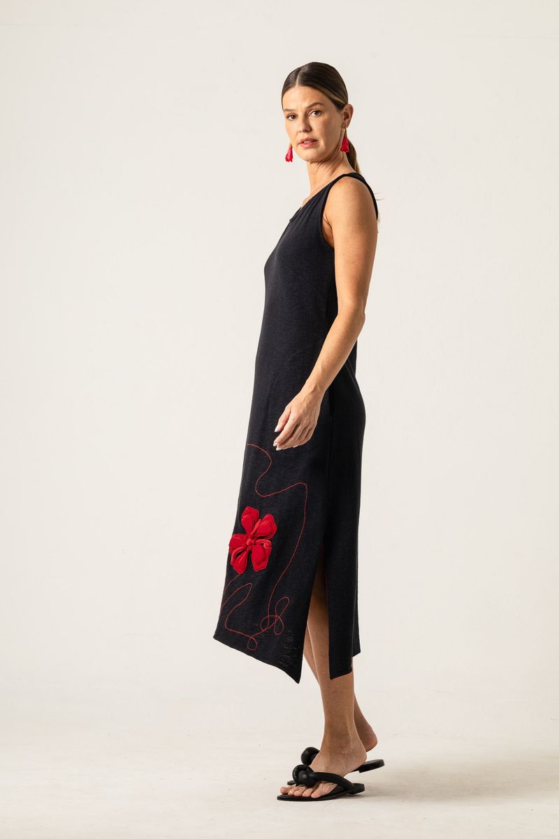 Vestido Midi de Malha Preto Com Bordados Linha