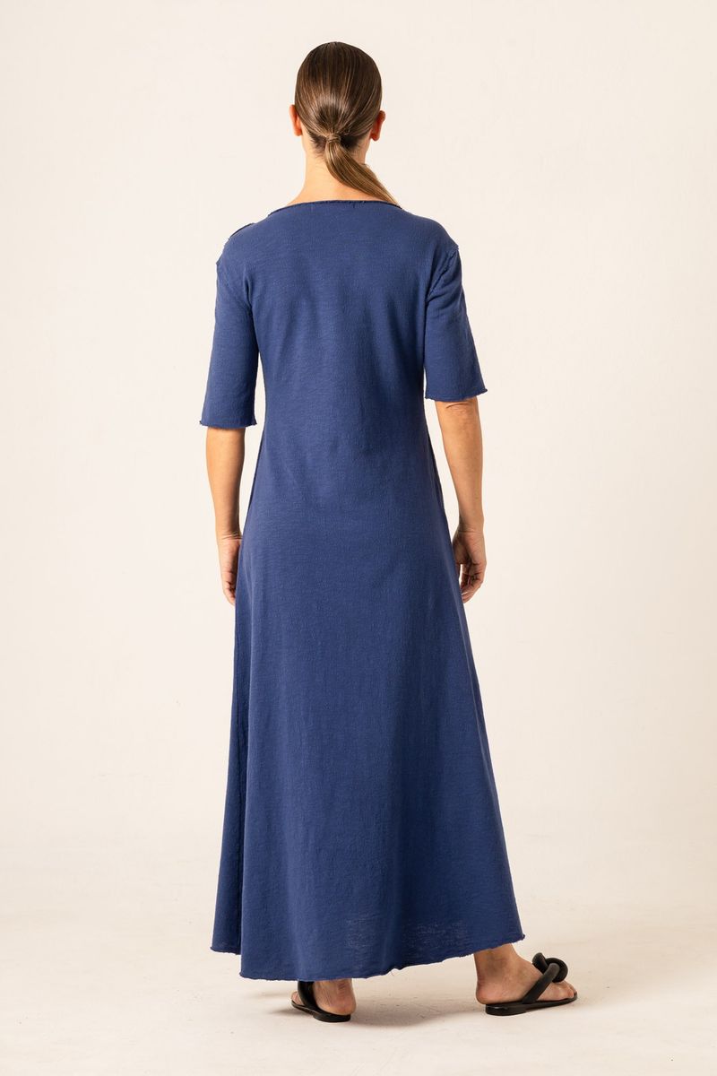 Vestido Longo de Malha Azul Bordado