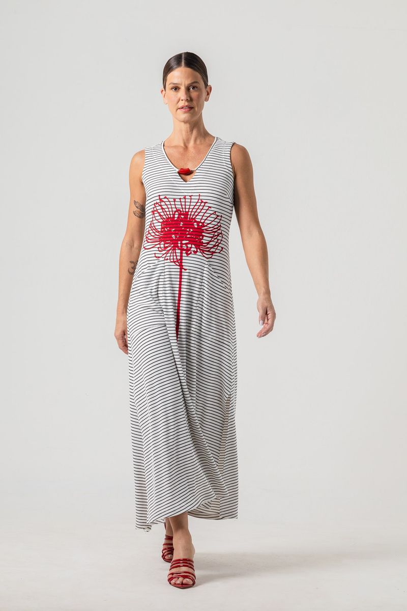 Vestido Longo Listrado Colar Vermelho