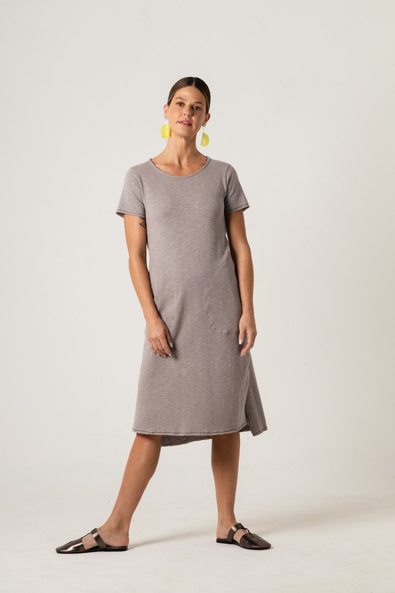 Vestido Curto de Malha Cinza Costa Costura Linha