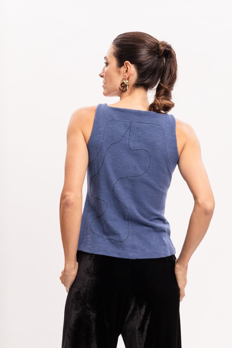 Blusa de Malha Azul com Presponto 