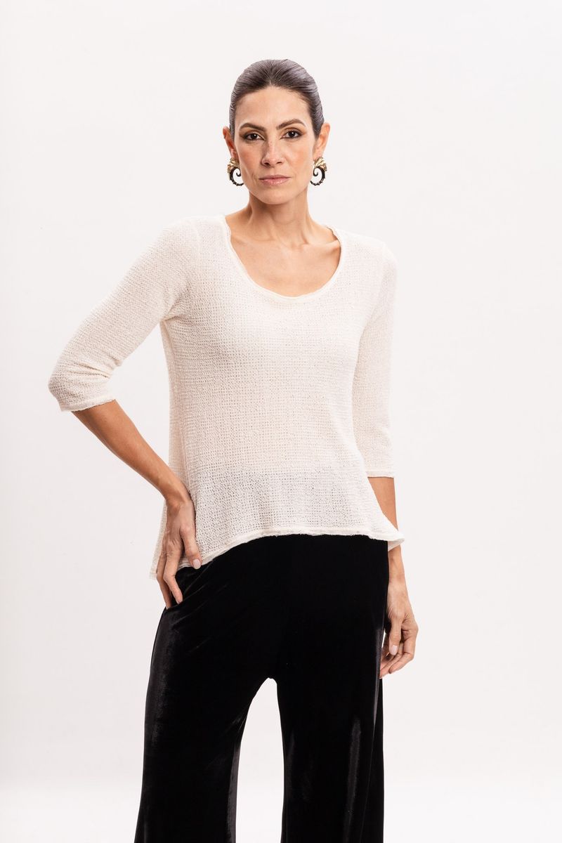 Blusa de Malha Off White com Acabamento em Tule