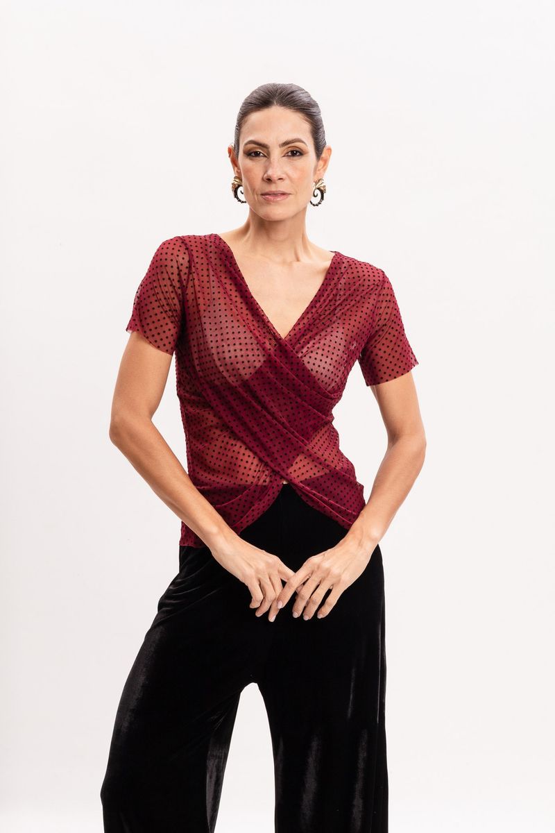 Blusa de Tule Vinho com Poá