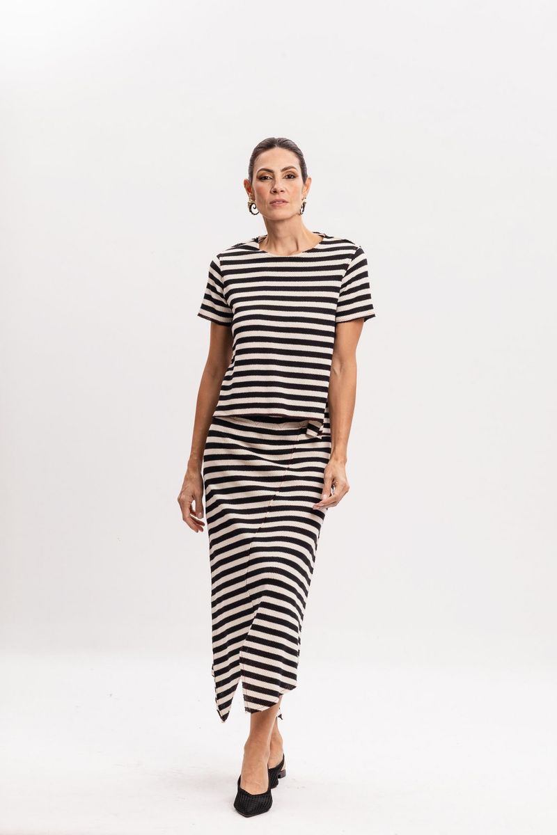Blusa de Malha Listrada com Presponto Vermelho