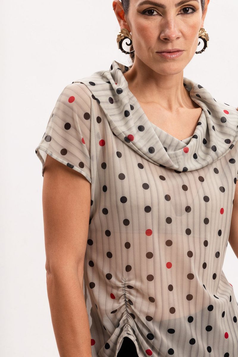 Blusa de Tule Poá com Drapeado Frontal