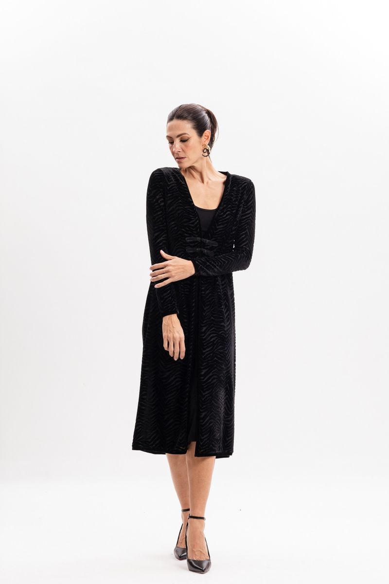 Kimono Preto em Veludo Devorê