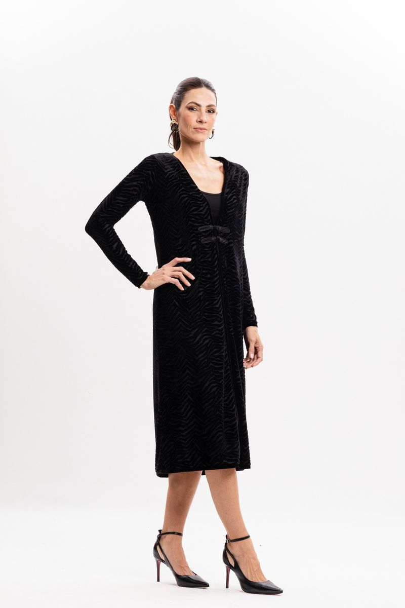 Kimono Preto em Veludo Devorê