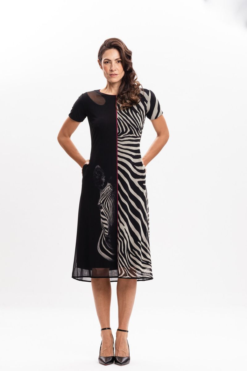 Vestido Curto em Tule Listras Zebrada