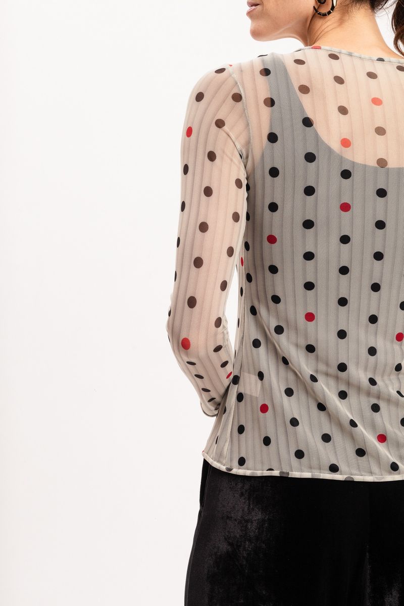 Blusa Segunda Pele em Tule Manga Longa Poá