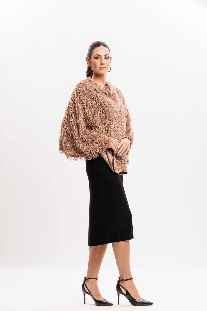 Poncho Felpudo Marrom