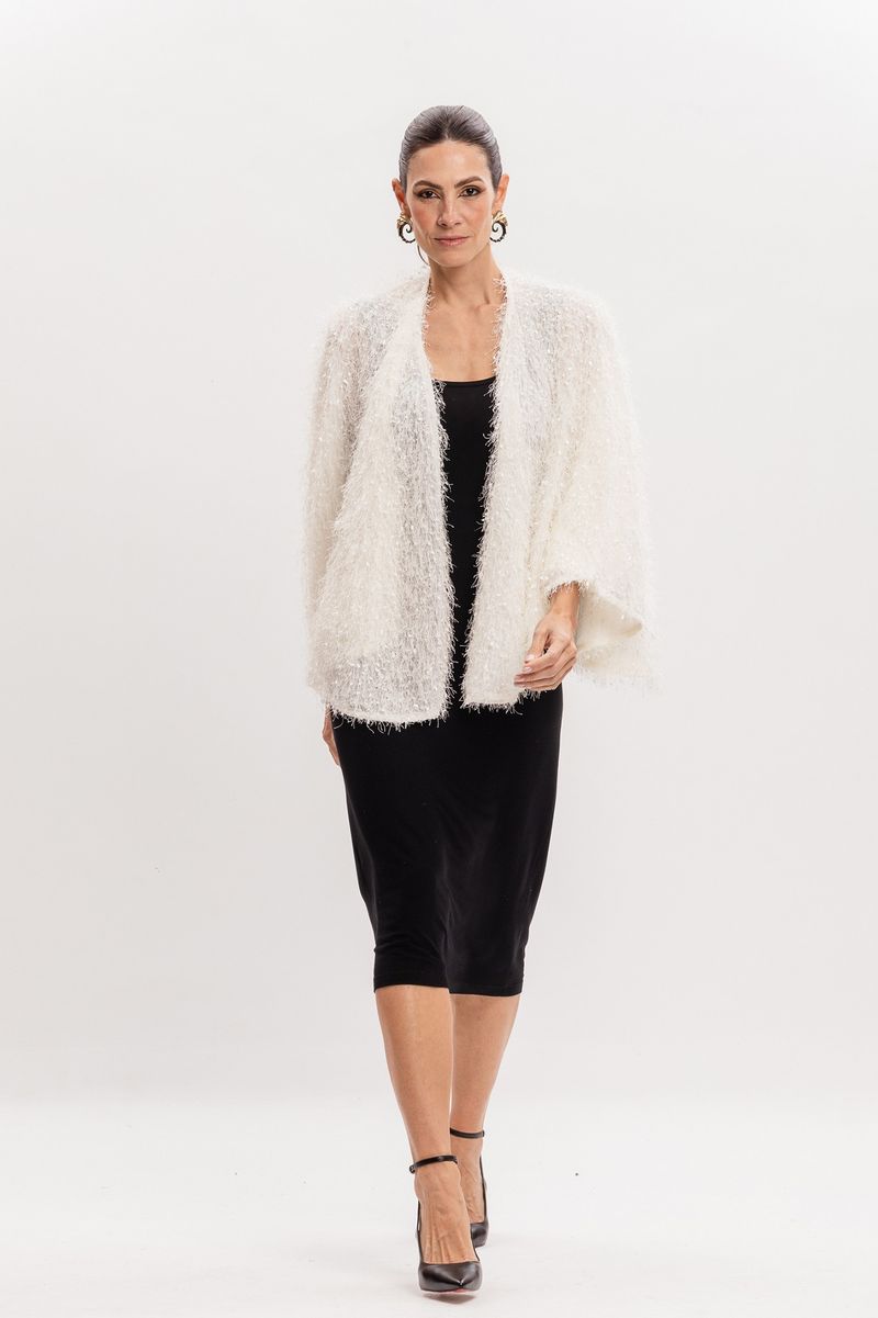 Poncho Transpasse Pelinhos Off White